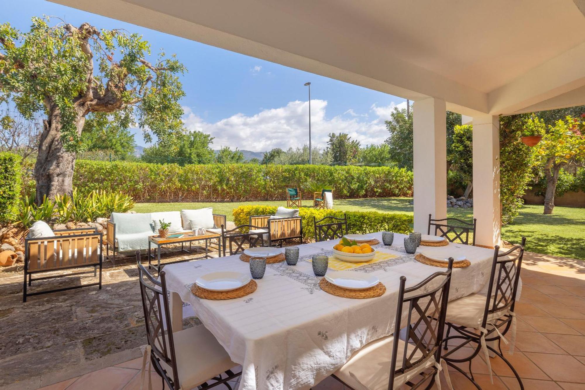 Ideal House For Two Families With Pool And Barbecue Plamanyola Exterior foto